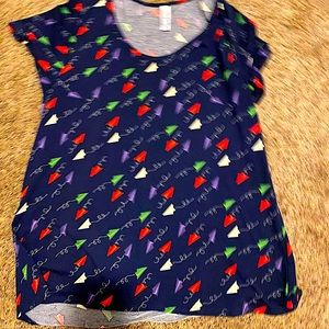Lularoe top